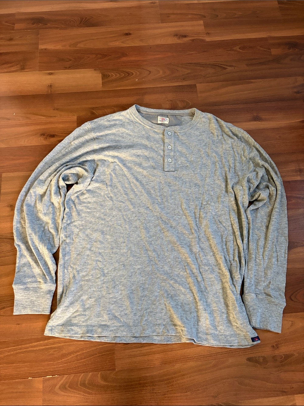 Men's Faherty Long-Sleeve Henley Shirt - Light Gray (Size Tag Is Falling Off)